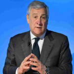 Antonio Tajani: “Netanyahu? Matteo Salvini ha detto la sua, ma non è il ministro degli Esteri”