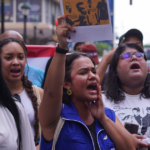 Elezioni in Ecuador, il Paese al voto travolto dalla violenza: omicidi e rapimenti decideranno il risultato. E i gruppi criminali lo sanno